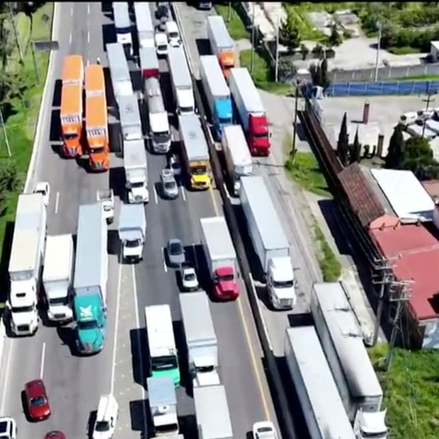 Bloqueo en la Carretera México-Toluca Hoy: Caos por Manifestación de Familiares de Desaparecidos